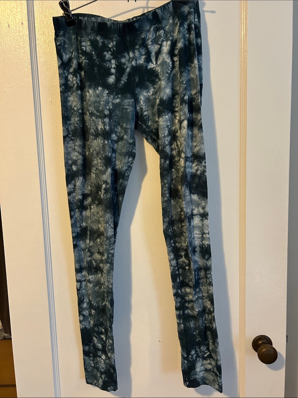Mossimo Supply Co. Tie-Dye Leggings in Dark Blue and Gray